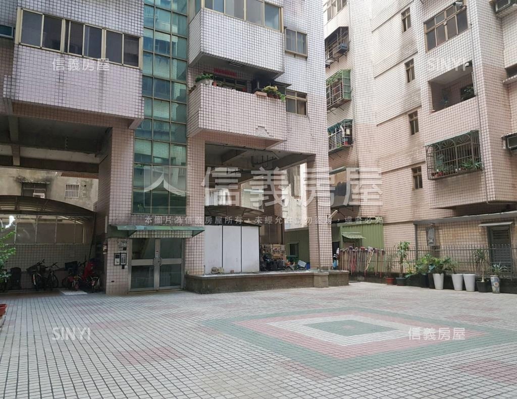 台北小天地第二期社區外觀及周邊環境