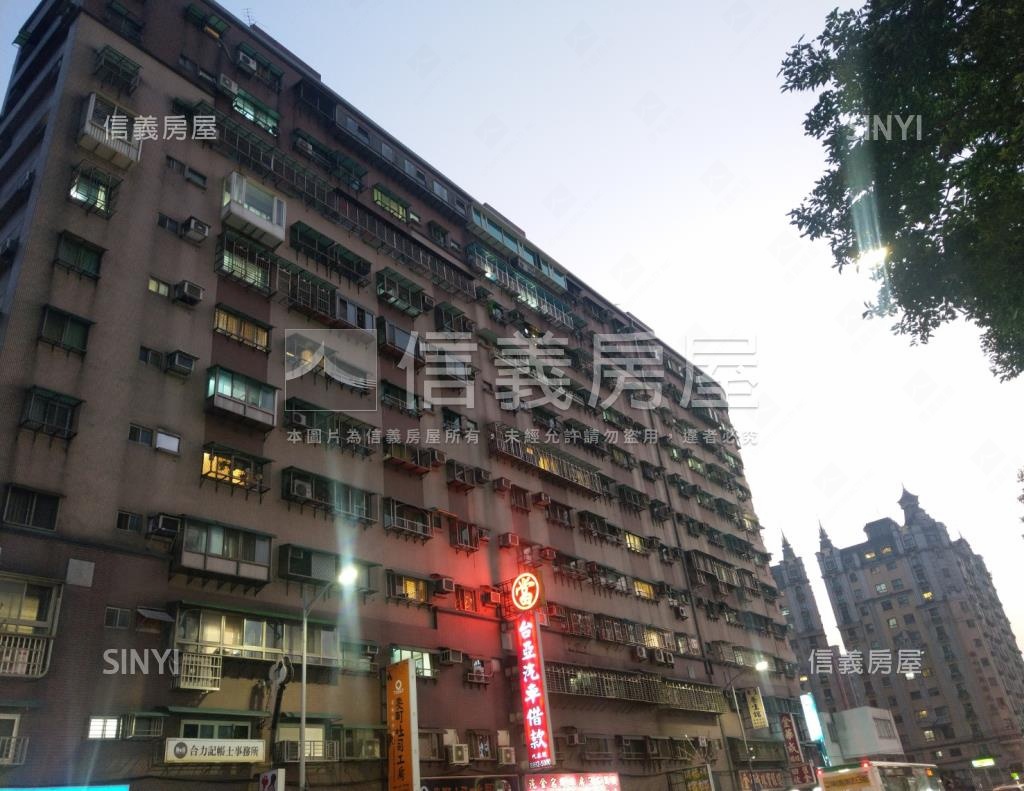 中華大都心(B)觀喜親家社區外觀及周邊環境