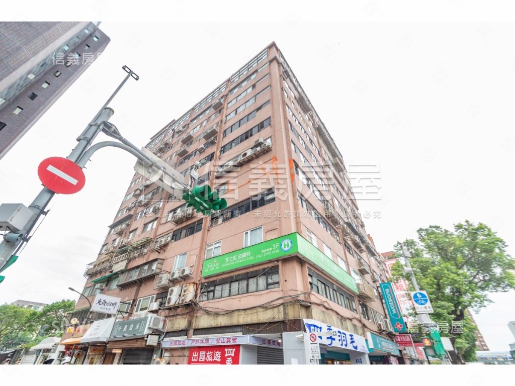 普門大樓社區外觀及周邊環境