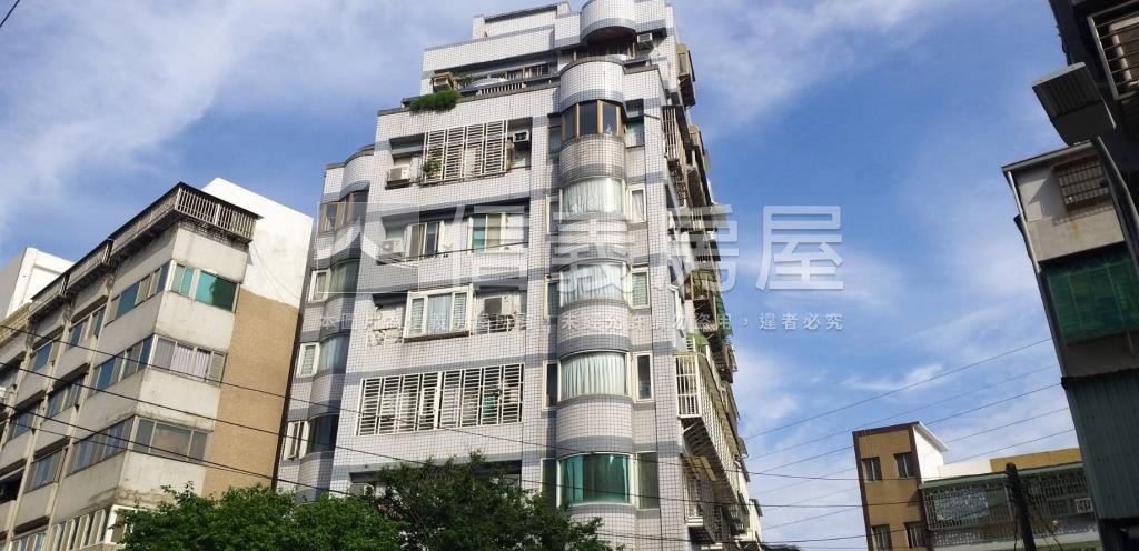 中山北路五段811巷華廈社區外觀及周邊環境