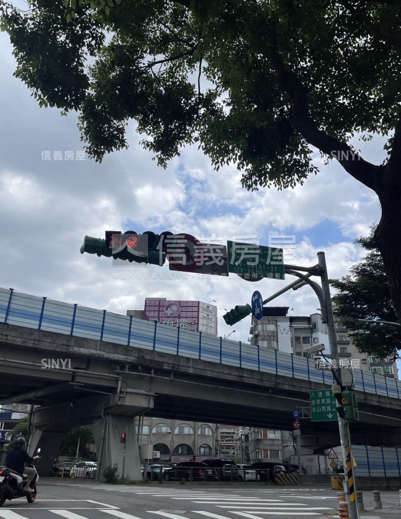 明輝大樓社區外觀及周邊環境