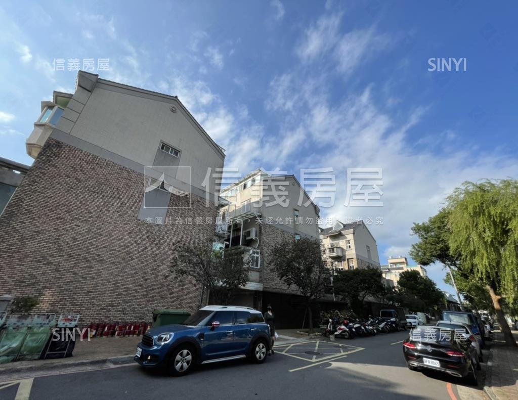 白朗峰社區外觀及周邊環境