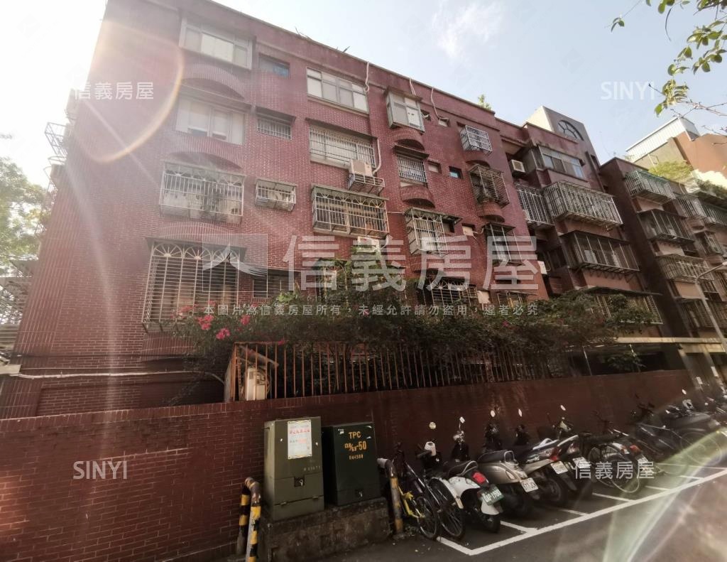 大埔公教社區外觀及周邊環境