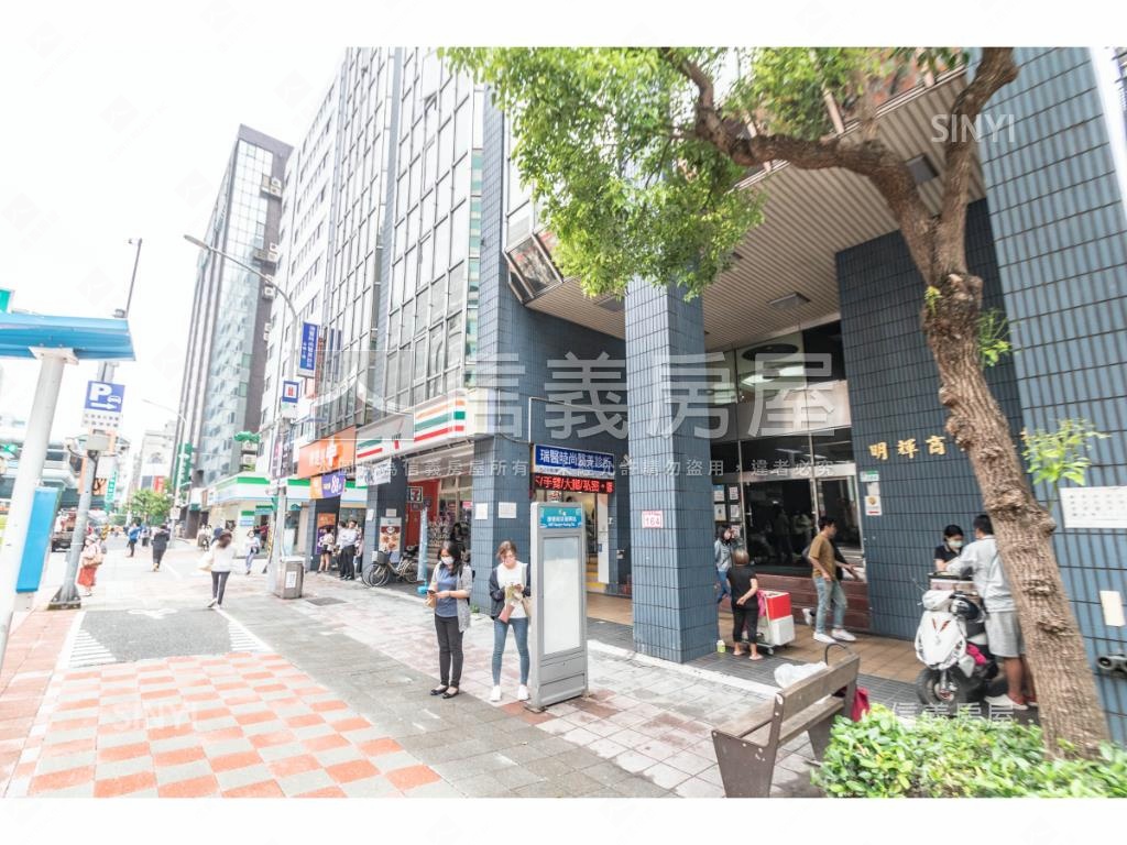 世青企業大樓社區外觀及周邊環境