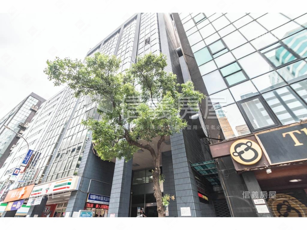 世青企業大樓社區外觀及周邊環境