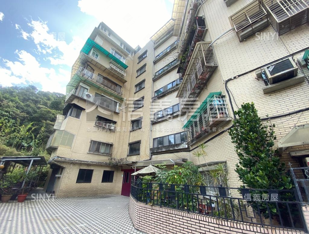 御湖世家社區外觀及周邊環境