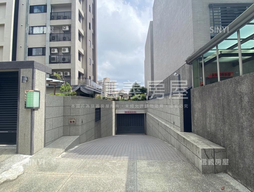 川弘‧深社區外觀及周邊環境
