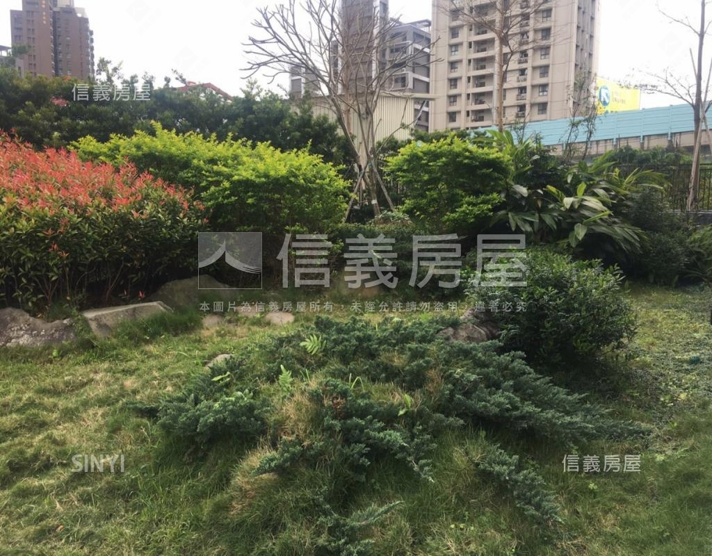 青逸社區外觀及周邊環境
