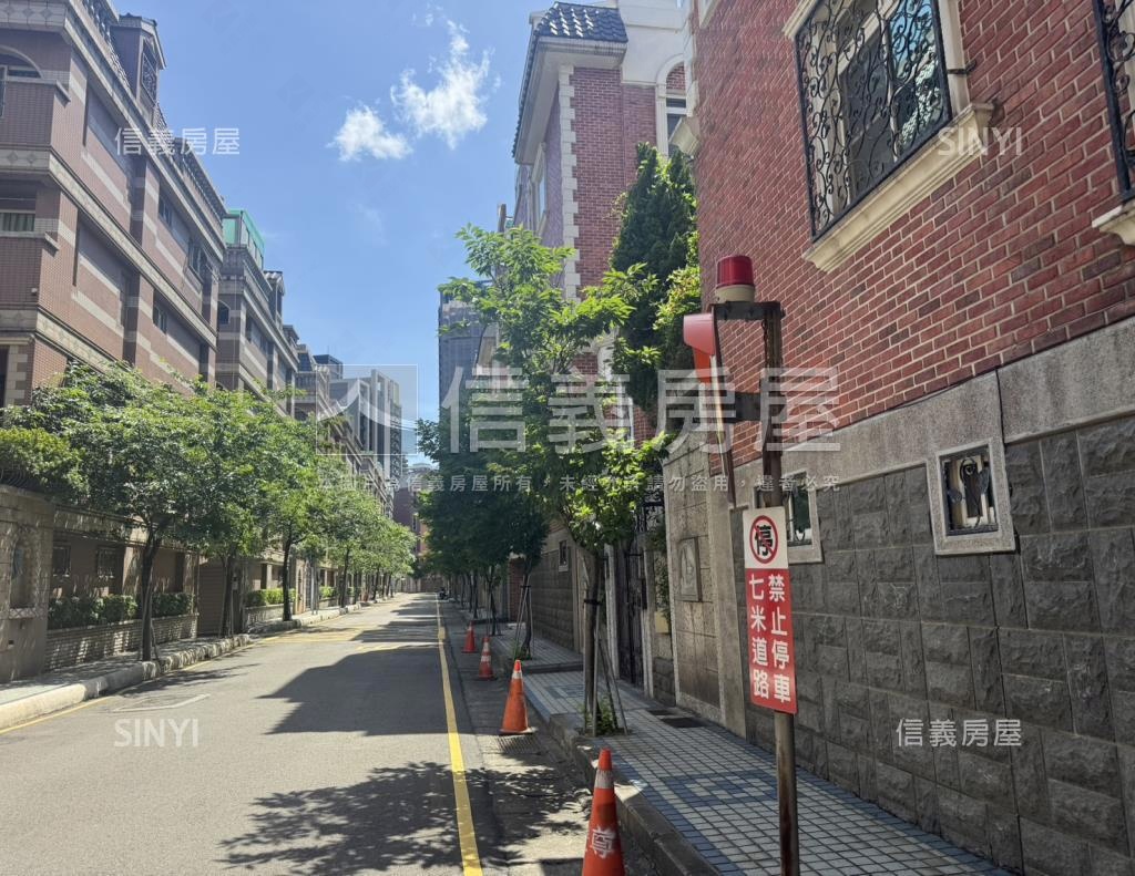 永安尊邸社區外觀及周邊環境