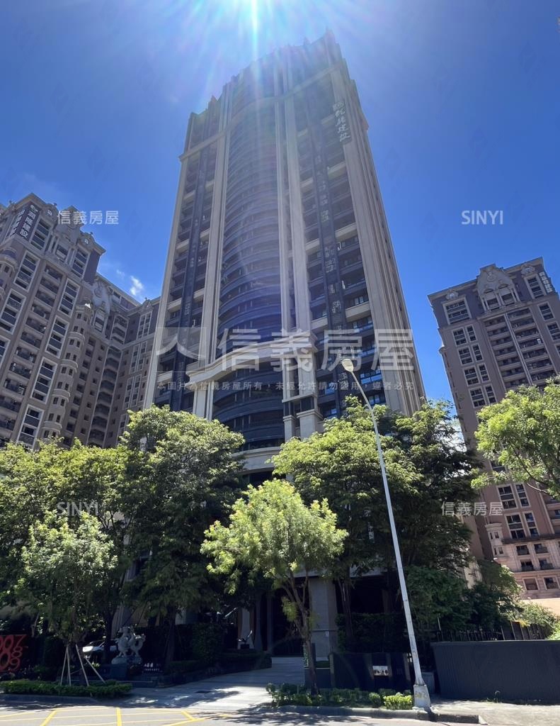 鑫首璽社區外觀及周邊環境
