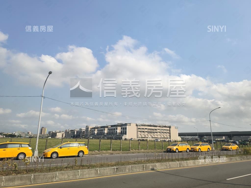 名發首富社區外觀及周邊環境
