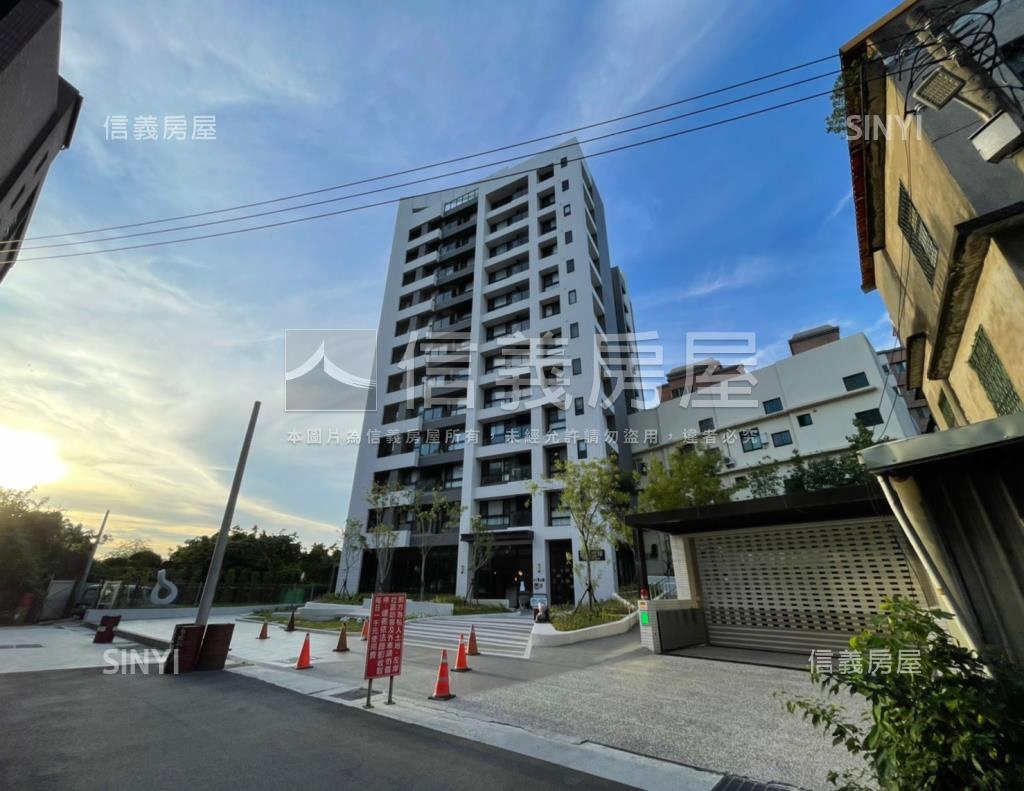 富源左岸社區外觀及周邊環境