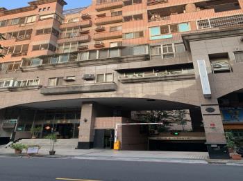 左鄰右舍