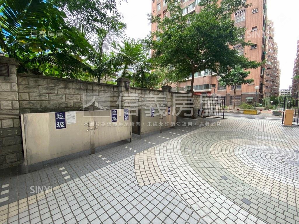 臻愛香榭社區外觀及周邊環境