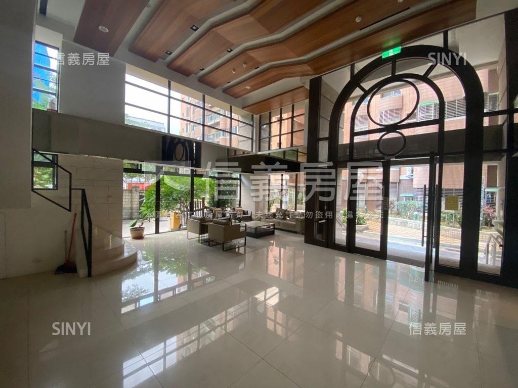 臻愛香榭社區外觀及周邊環境