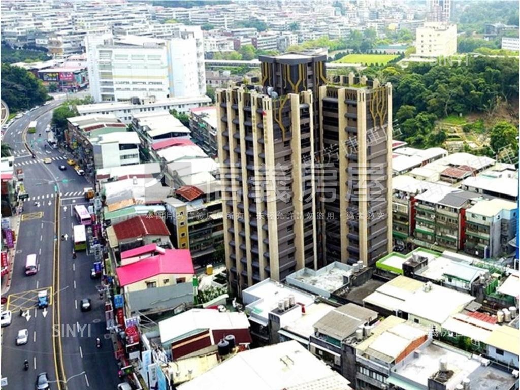 拓真社區外觀及周邊環境