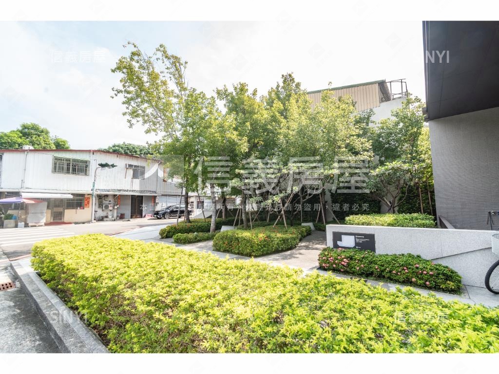 東方紐約社區外觀及周邊環境