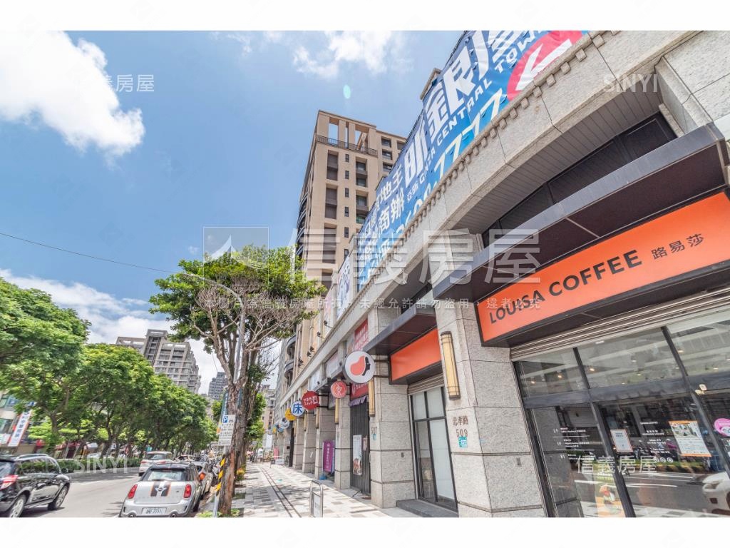 忠孝名門社區外觀及周邊環境