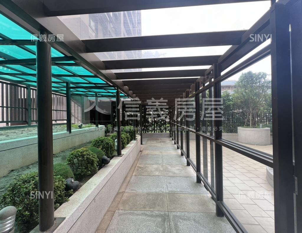 京沅綻社區外觀及周邊環境