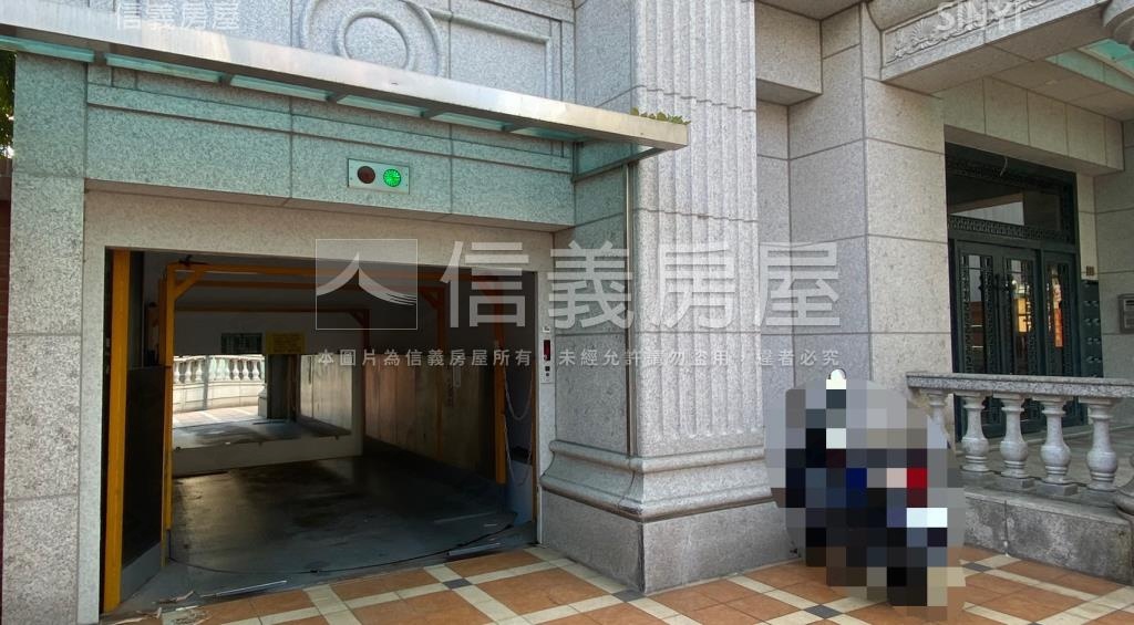 中興貴園二期社區外觀及周邊環境