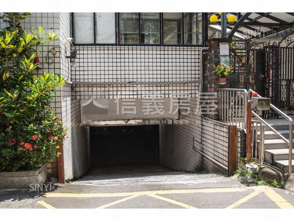 翰林御園社區外觀及周邊環境