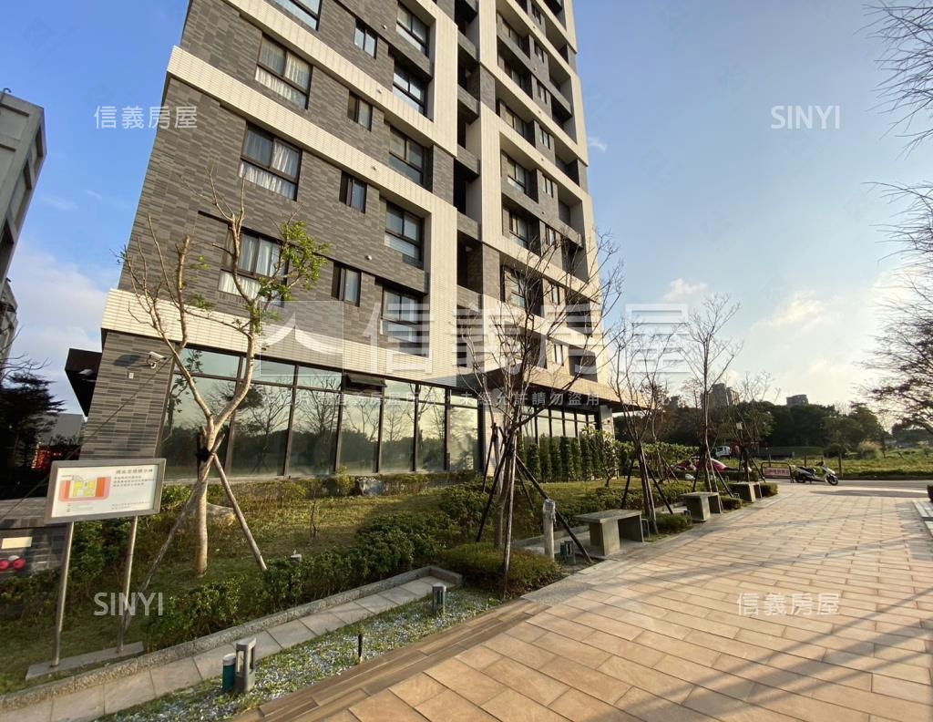 世界市-環球館社區外觀及周邊環境