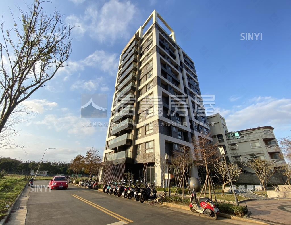世界市-環球館社區外觀及周邊環境