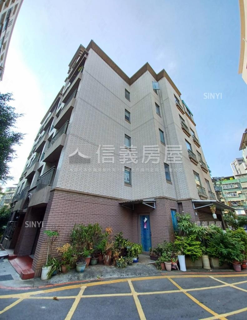 國泰麗都-B區社區外觀及周邊環境