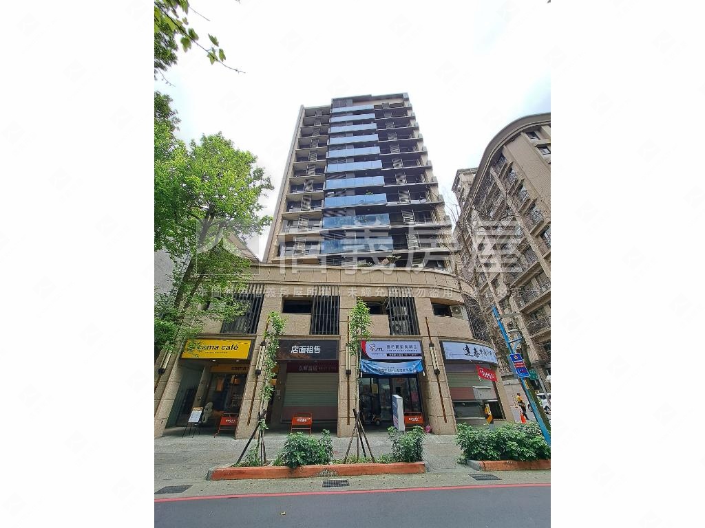 弘暉富琚社區外觀及周邊環境