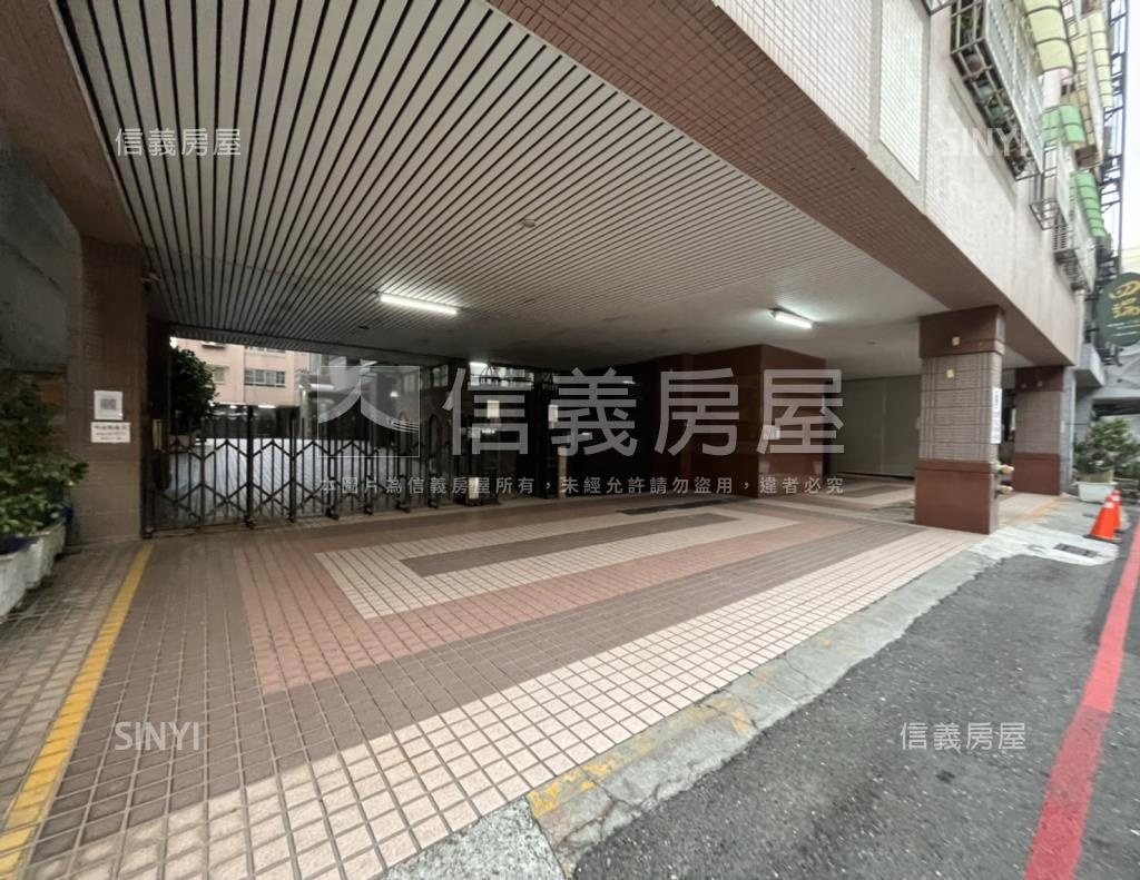 優賞社區外觀及周邊環境
