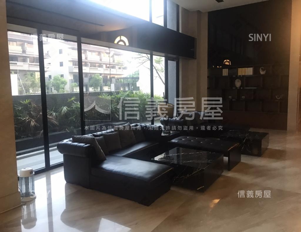 蔚藍海社區外觀及周邊環境