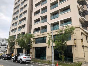 大學綻