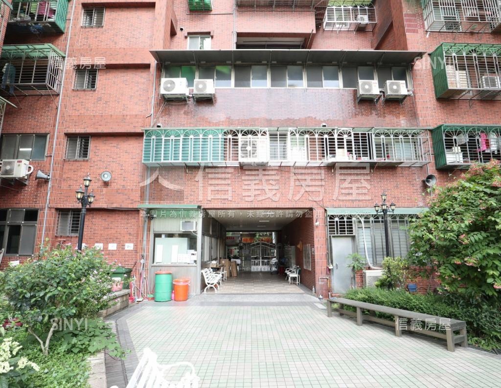天賜良園社區外觀及周邊環境