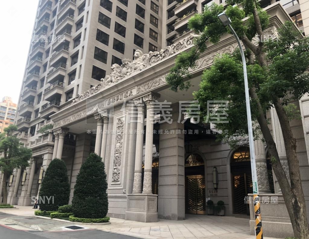 嘉璟華爾道夫社區外觀及周邊環境
