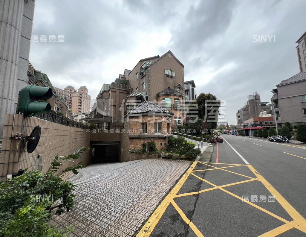 梵登維拉社區外觀及周邊環境