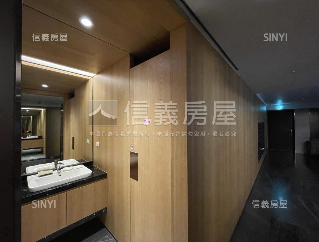 葳格博閱社區外觀及周邊環境