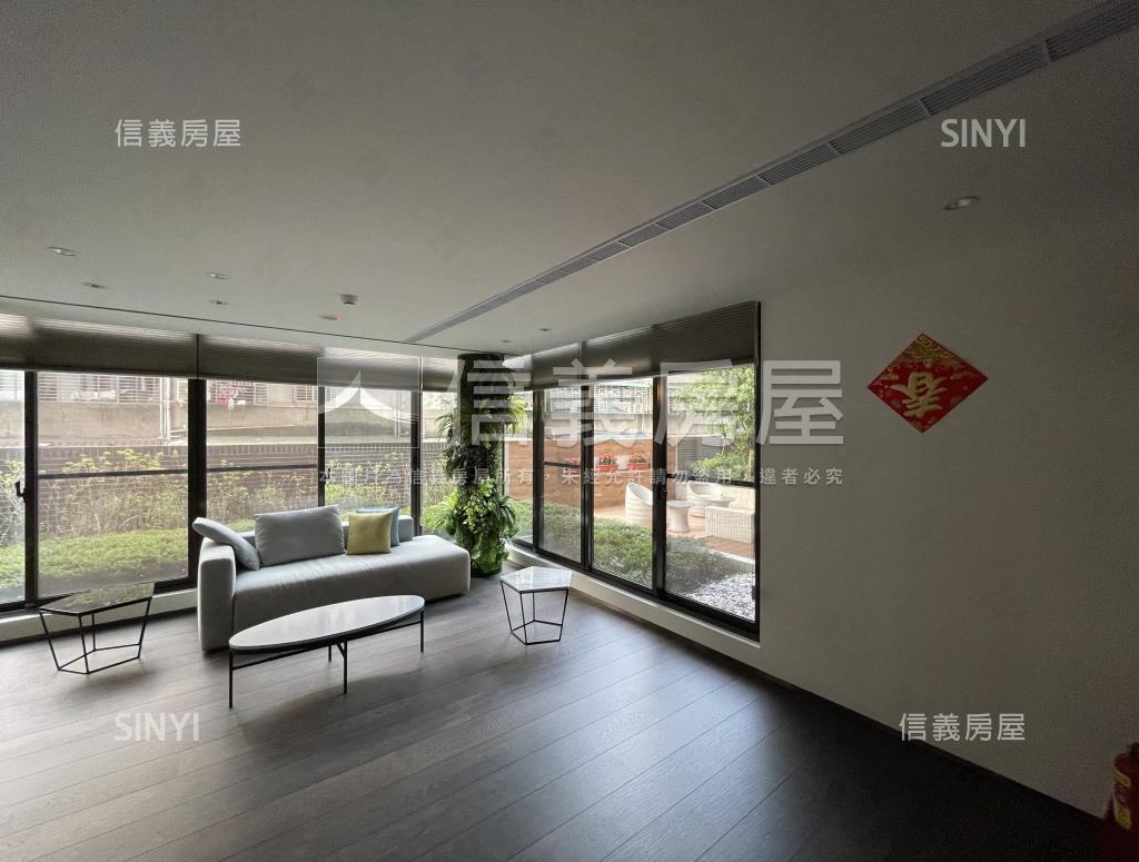 葳格博閱社區外觀及周邊環境