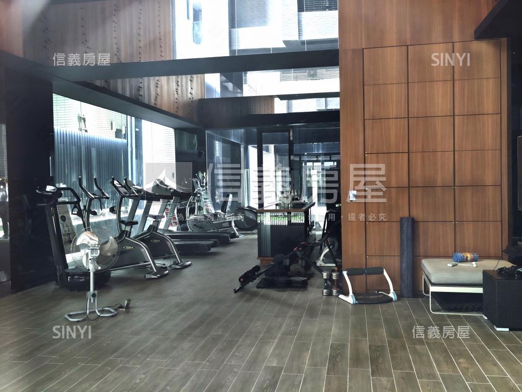 多城國際亞大樓社區外觀及周邊環境