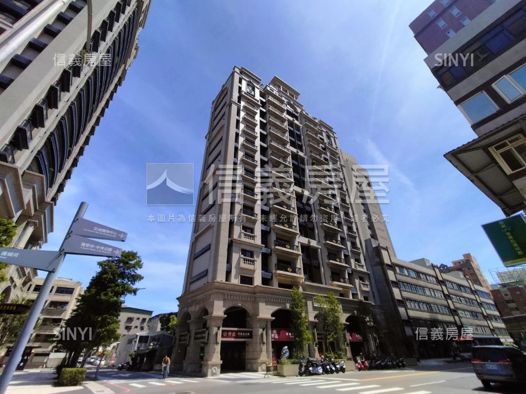 磐龍貳號樓社區外觀及周邊環境