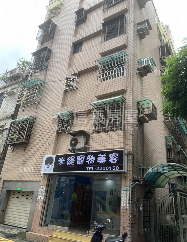 金品名園社區外觀及周邊環境