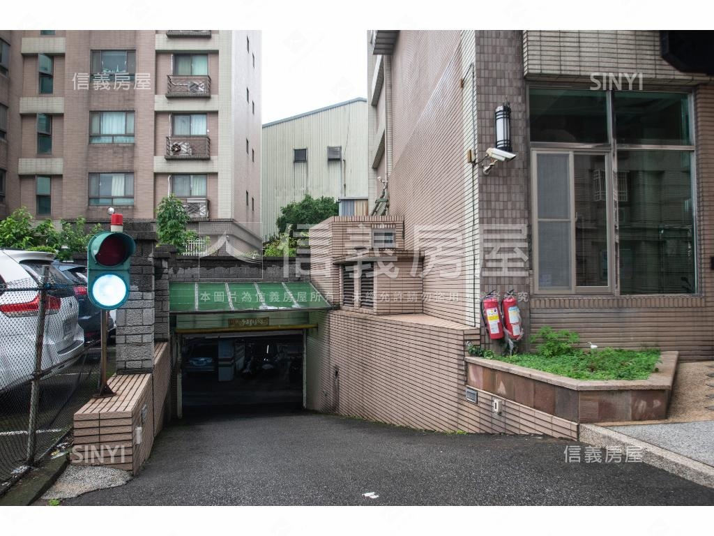 居城市社區外觀及周邊環境