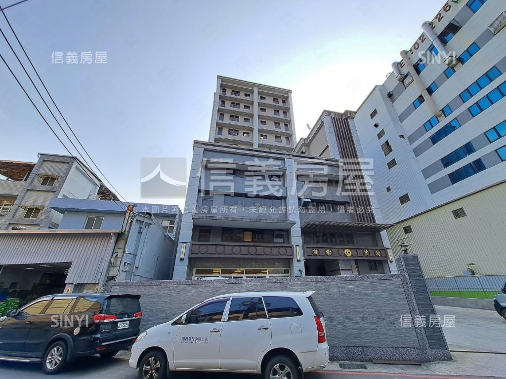 春逸宏城社區外觀及周邊環境