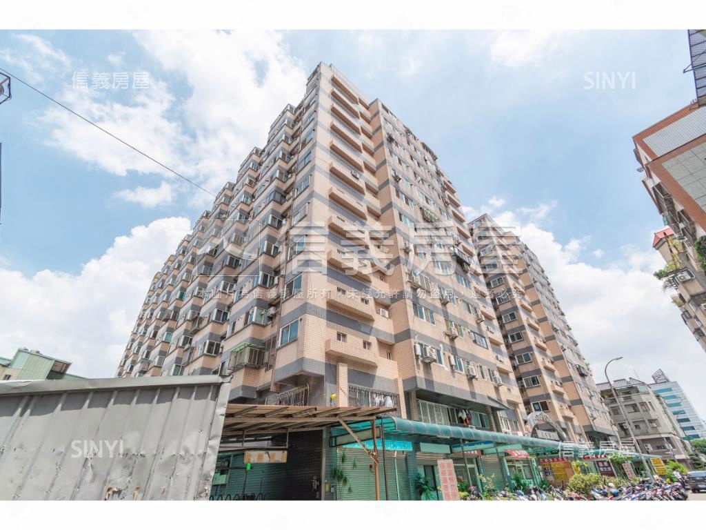 理想貴族社區外觀及周邊環境