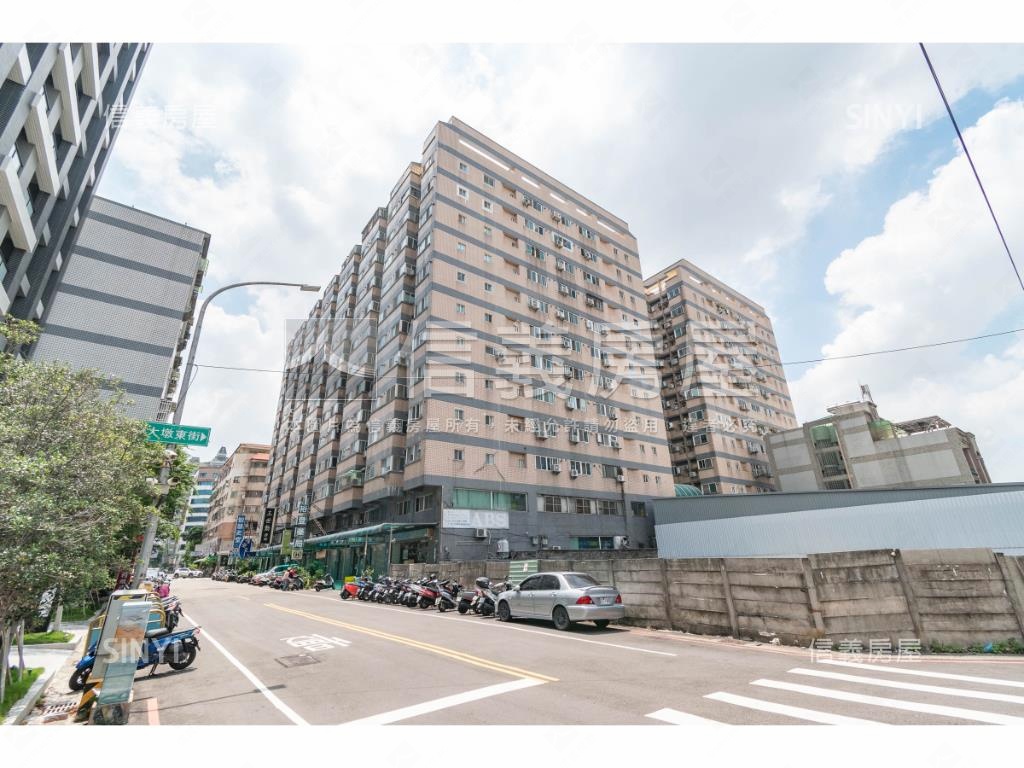 理想貴族社區外觀及周邊環境