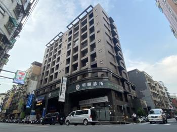 百珵