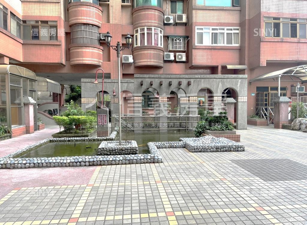中正世界社區外觀及周邊環境
