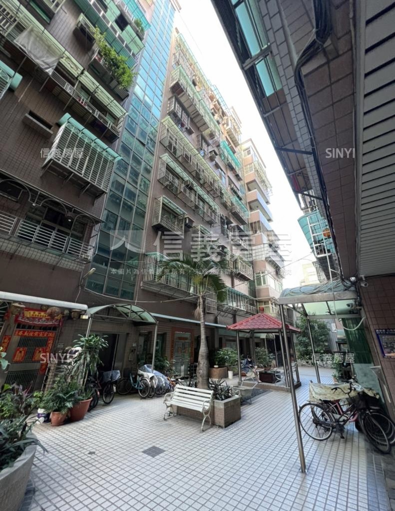 台北豪邁社區外觀及周邊環境