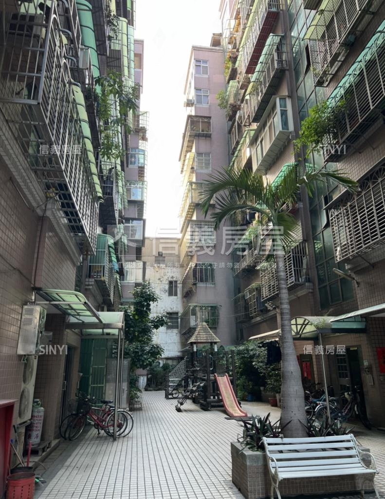 台北豪邁社區外觀及周邊環境