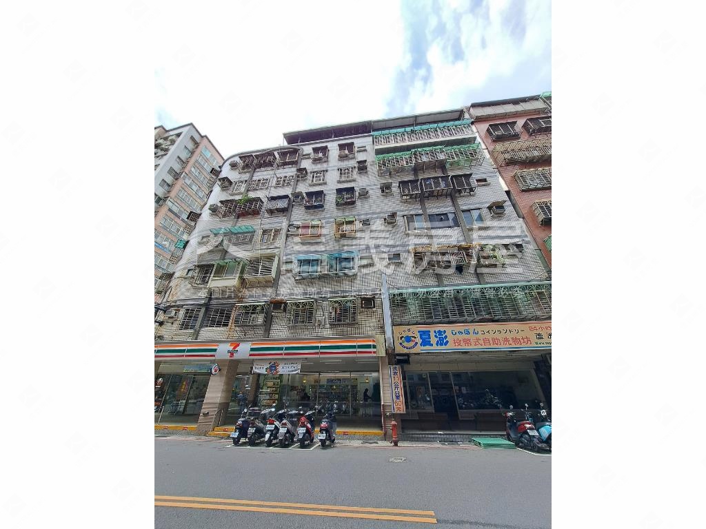 長安金城社區外觀及周邊環境