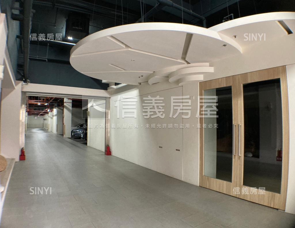 富春山居社區外觀及周邊環境